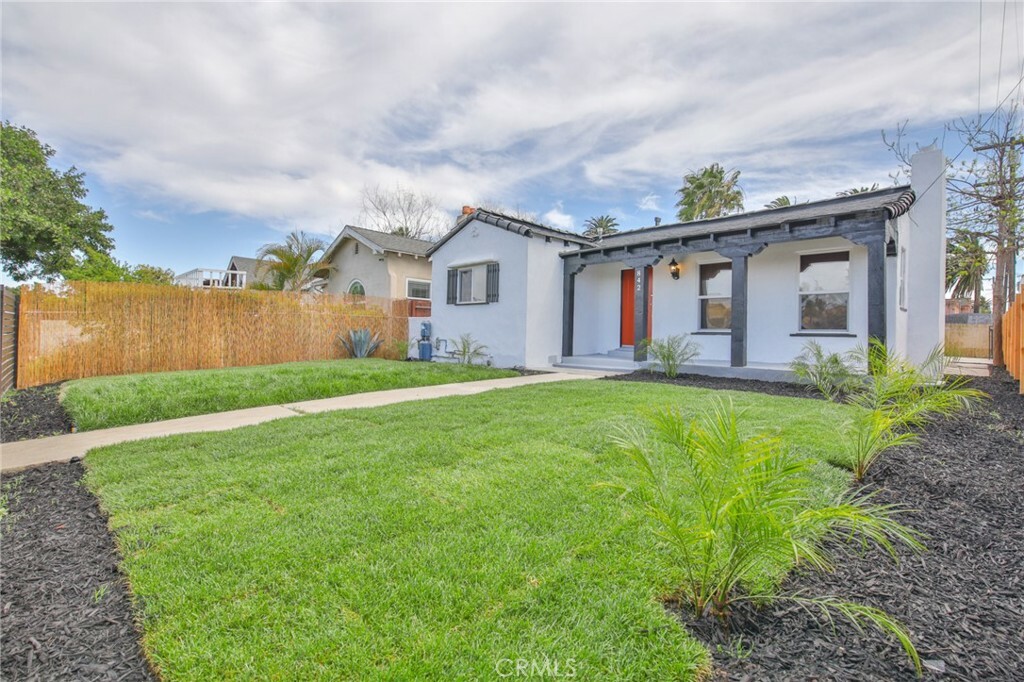 Property Photo: 842 W 104th Place CA 90044