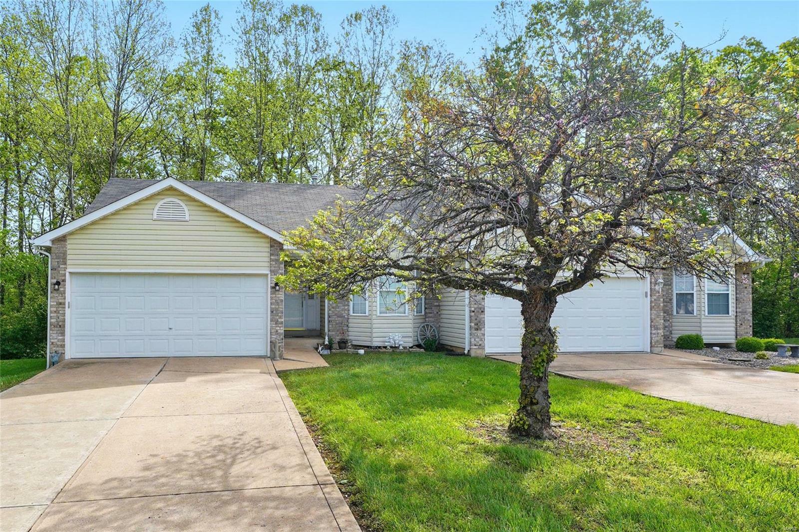 Property Photo: 932 Blumhoff Road MO 63385