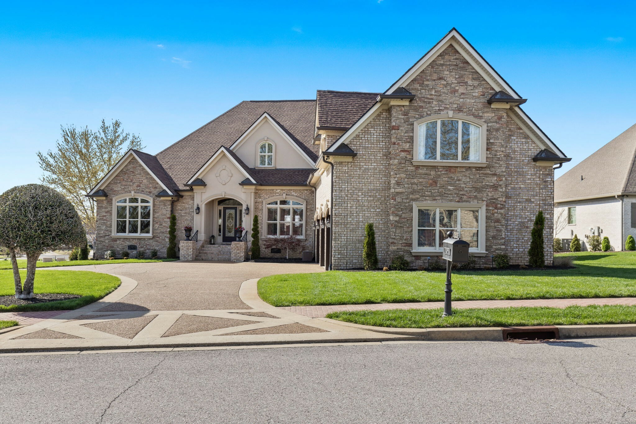 Property Photo: 763 Plantation Way TN 37066