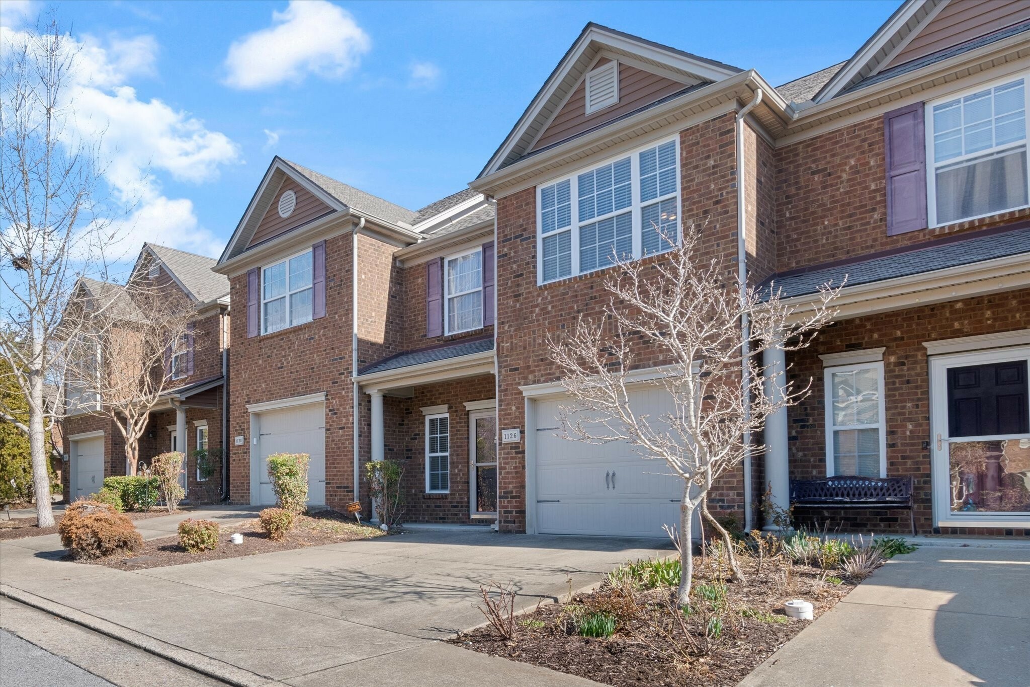 Property Photo: 1126 Thorncrest Rd TN 37211