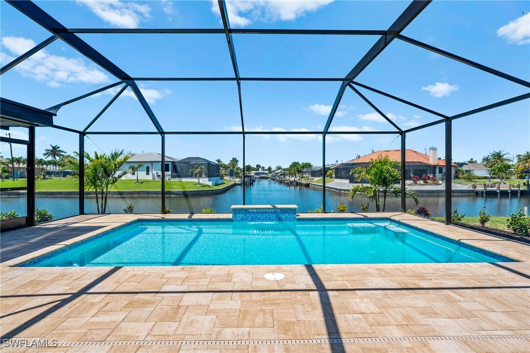 Property Photo:  3006 SE 6th Avenue  FL 33904 