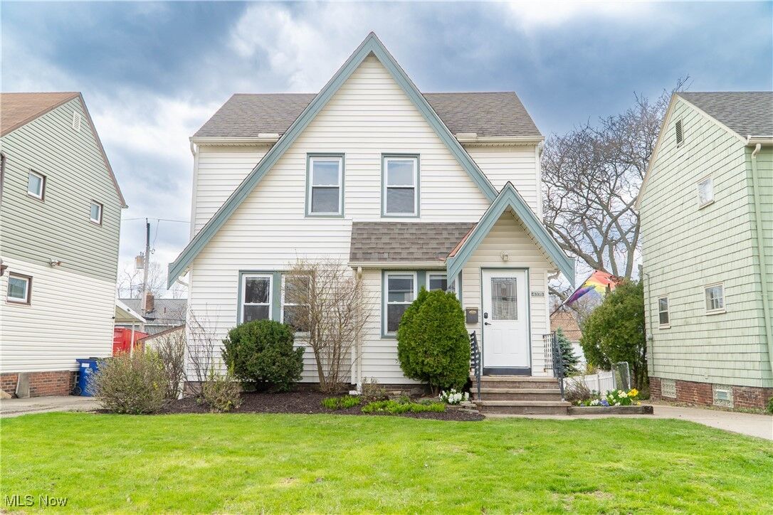 Property Photo: 4378 W 60th Street OH 44144