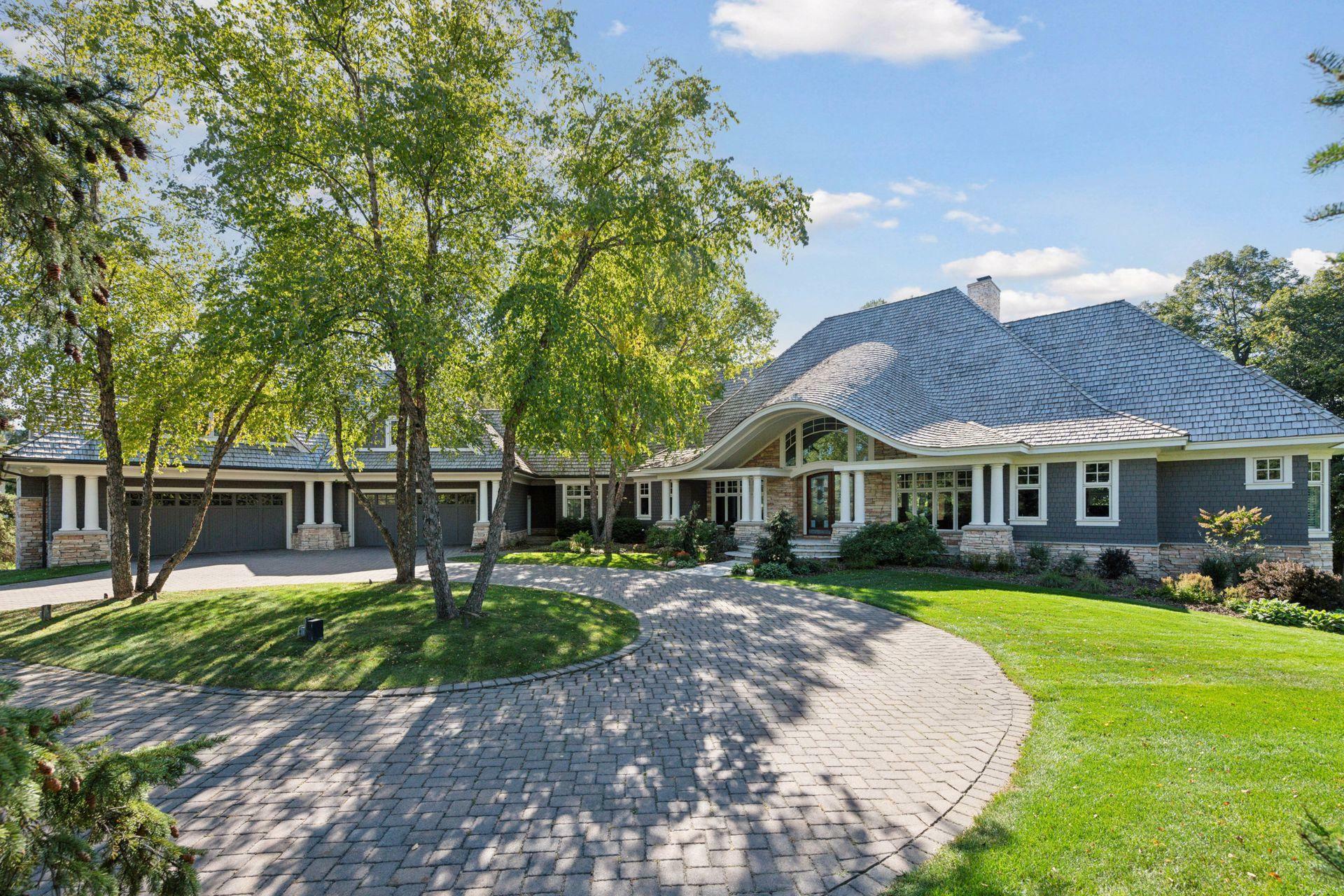 Property Photo: 2845 Little Orchard Way MN 55391