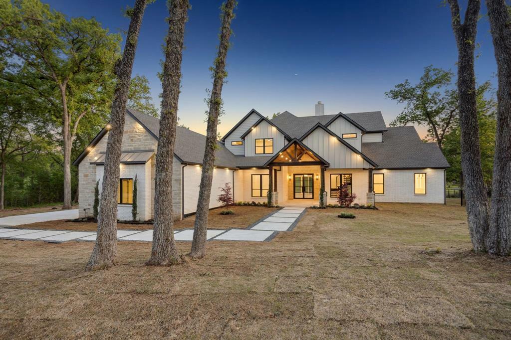 Property Photo: 123 Sweetwater Trail TX 75144