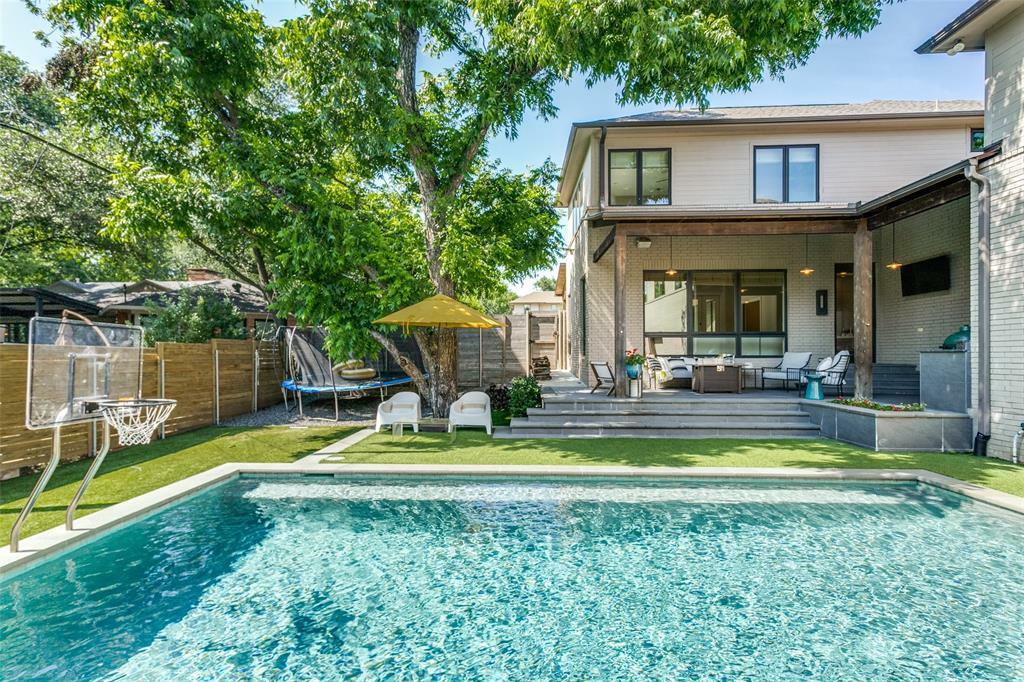 Property Photo: 6604 Northridge Drive TX 75214