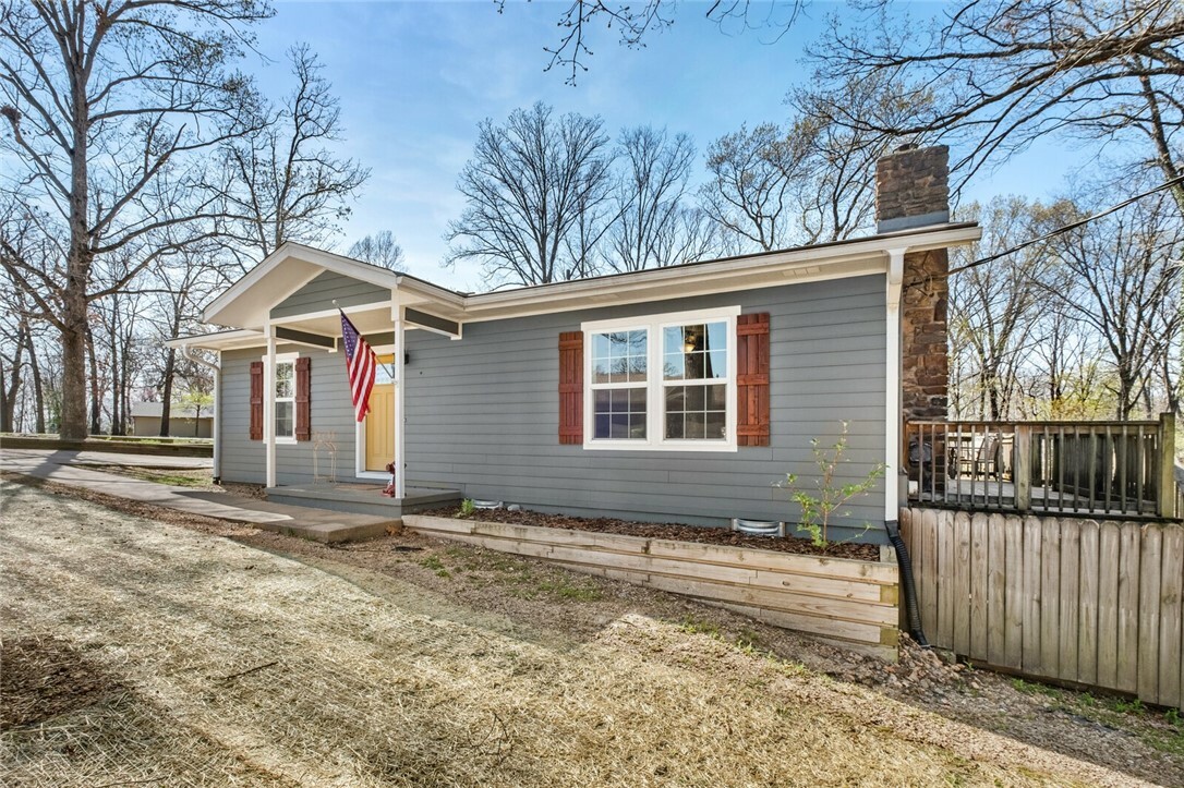 Property Photo: 1 Bedford Lane AR 72714