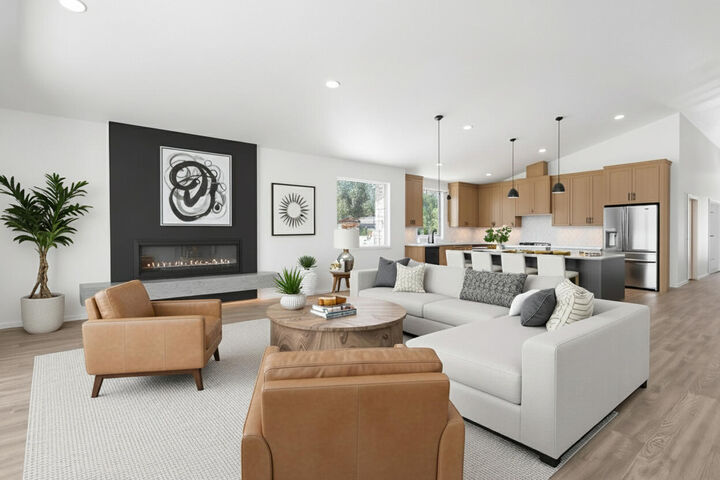 Property Photo:  271 E Diamond Peak Avenue  OR 97759 