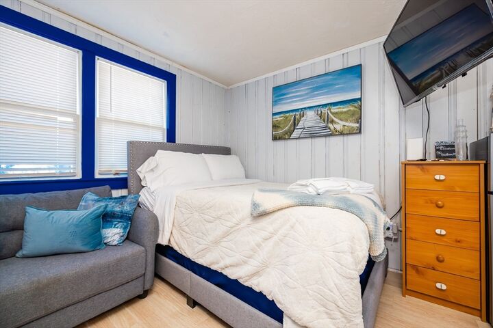 Property Photo: 6 Polly Fisk Ln 20 MA 02639