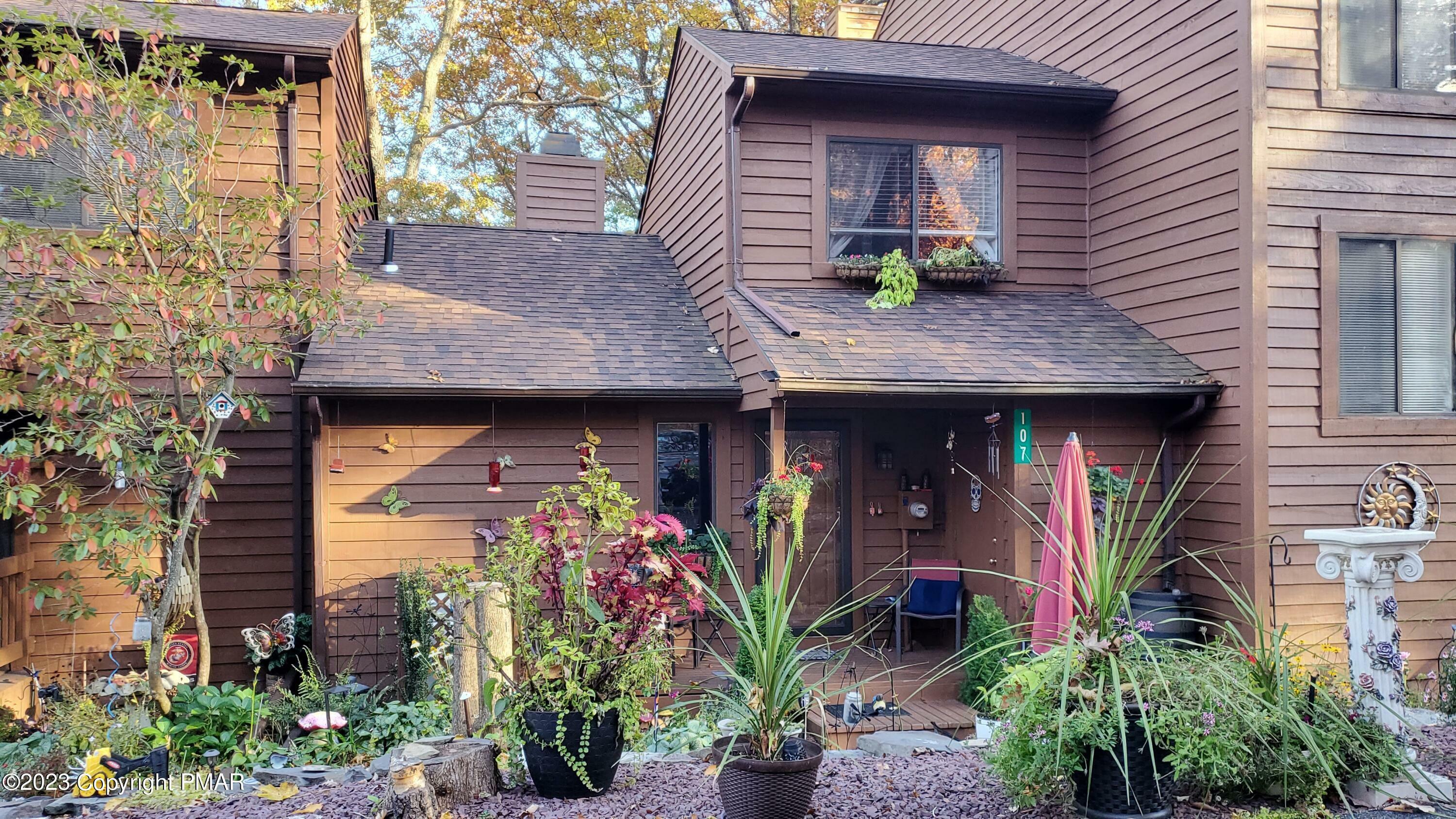 Property Photo: 107 Woods Lane PA 18324