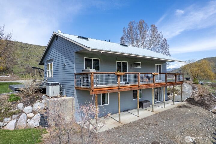 Property Photo:  2081  Highway 153  WA 98814 