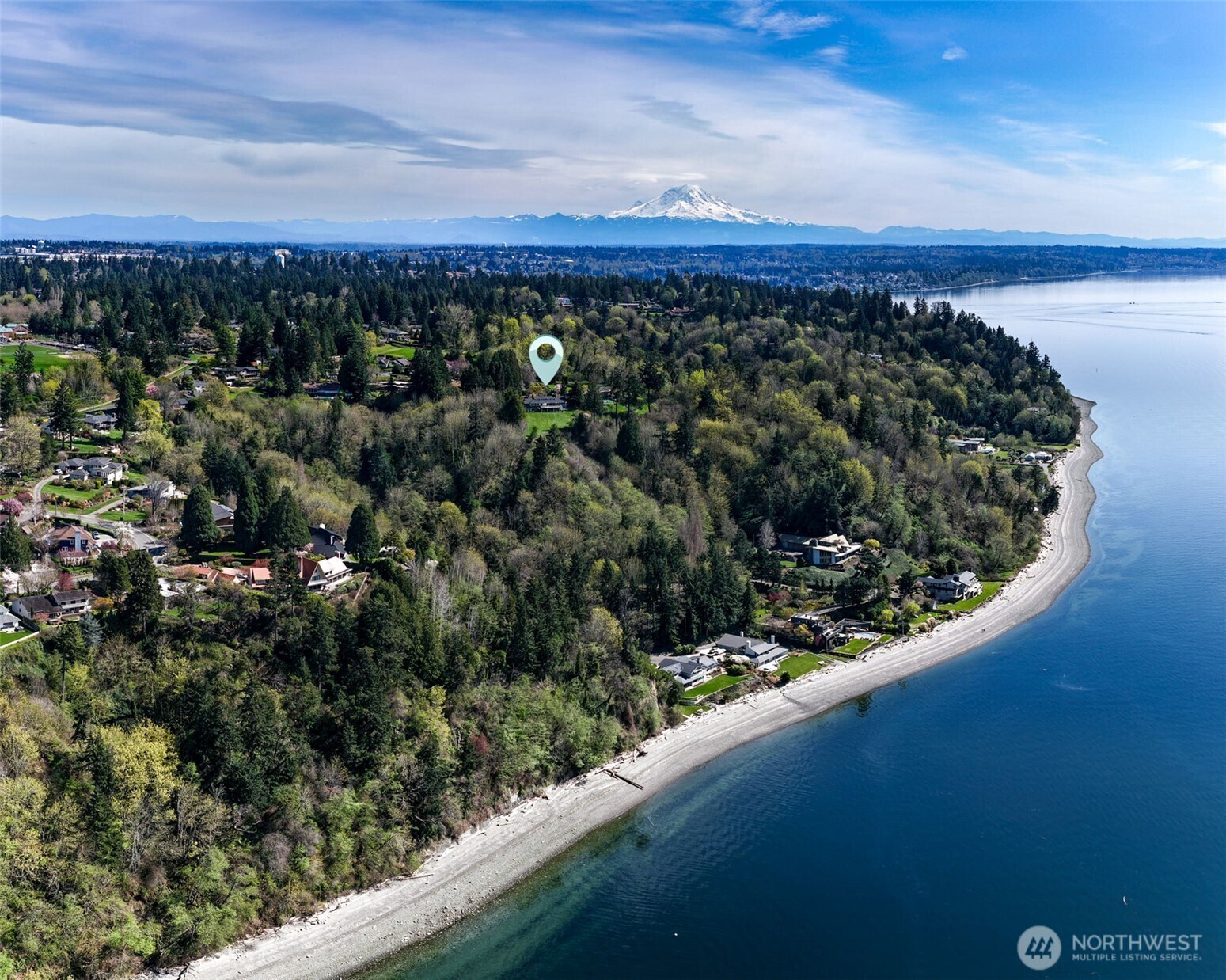 Property Photo: 727 SW 199th Place WA 98166