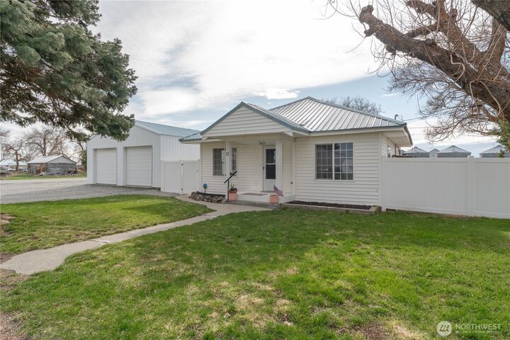 12  Walnut  Mansfield WA 98830 photo