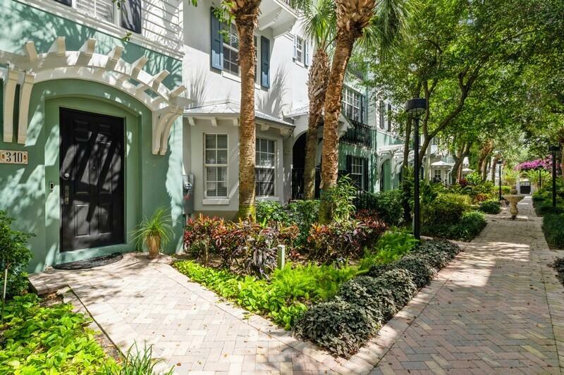 310 E Mallory Circle  Delray Beach FL 33483 photo