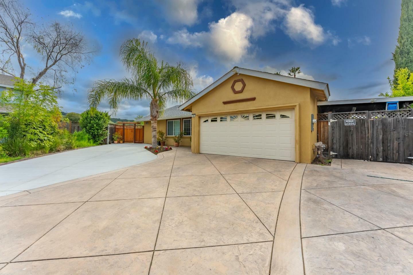 Property Photo: 462 Madison Drive CA 95123