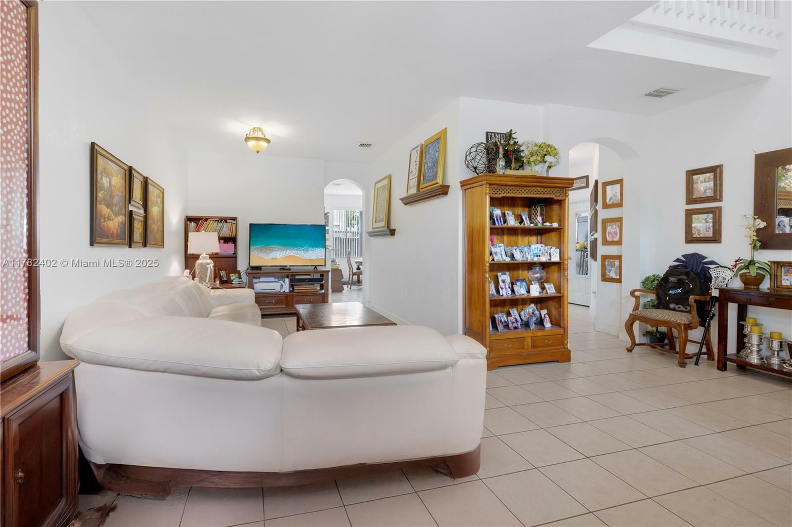 Property Photo: 12362 SW 122nd St FL 33186