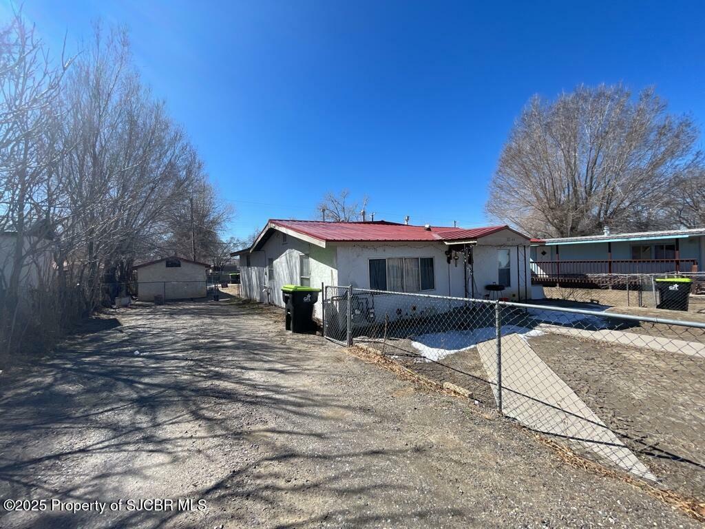 323 W Main Street  Bloomfield NM 87413 photo