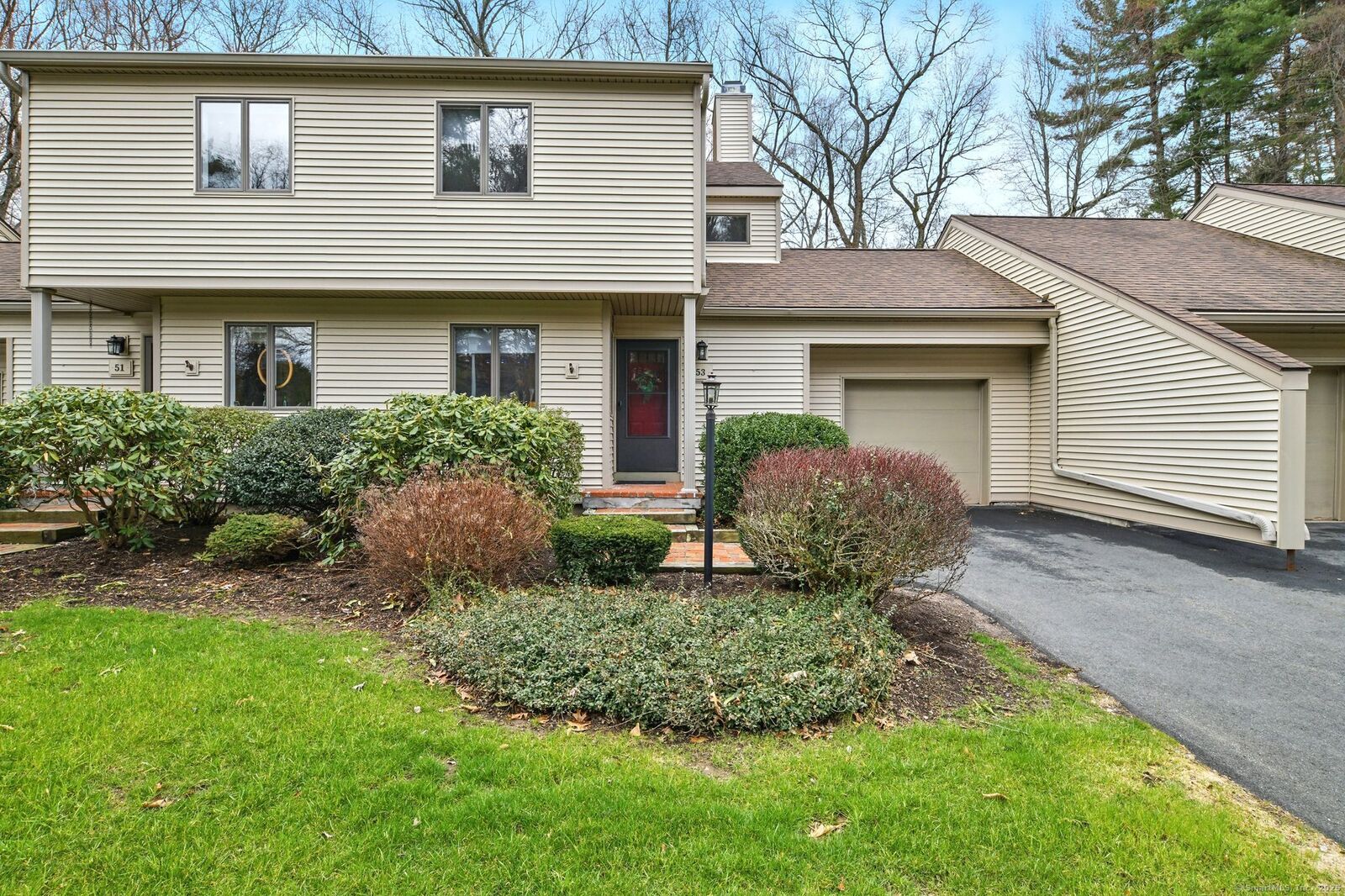 Property Photo:  53 The Laurels 53  CT 06082 