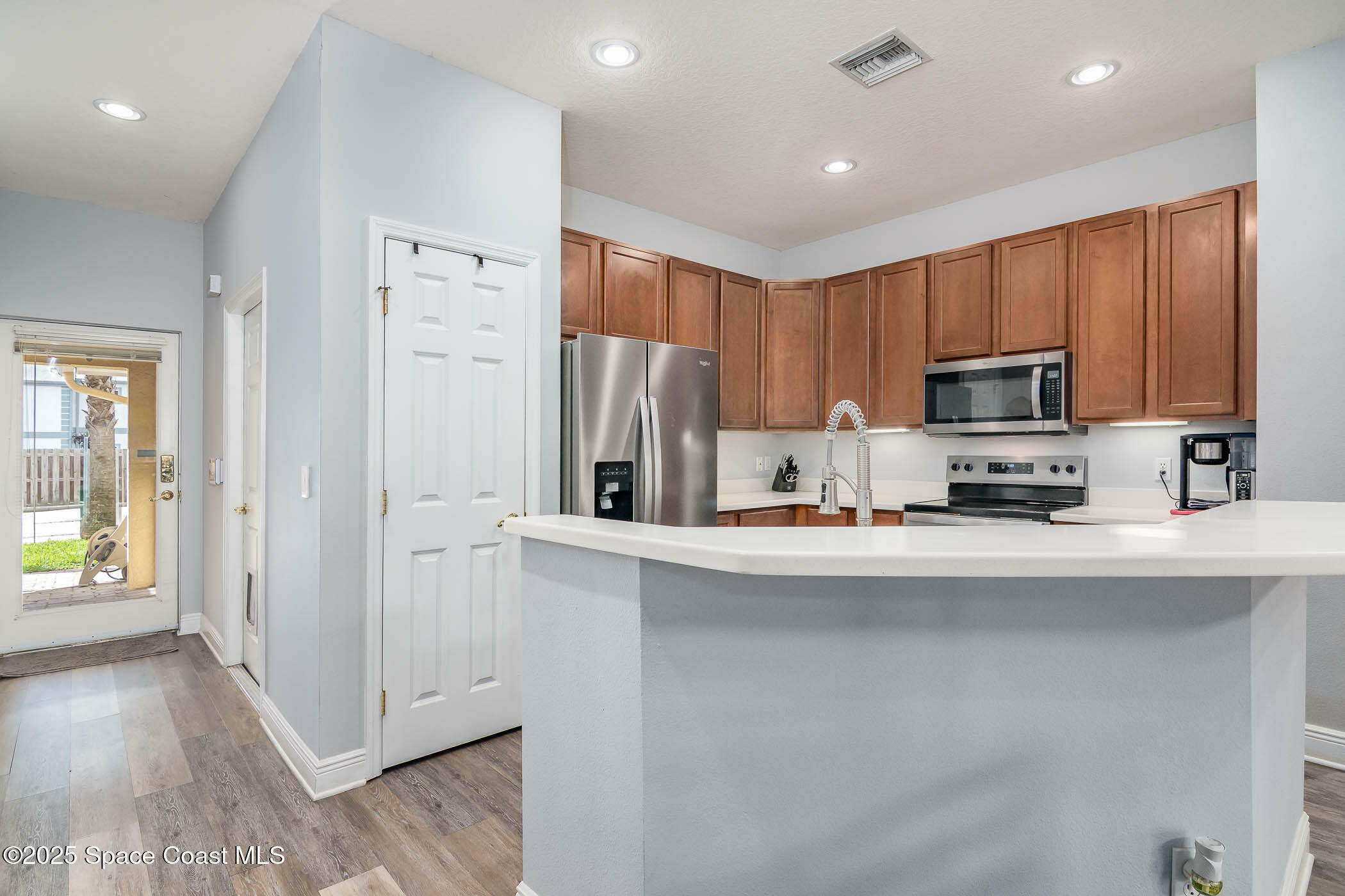 Property Photo: 206 Tin Roof Avenue FL 32920