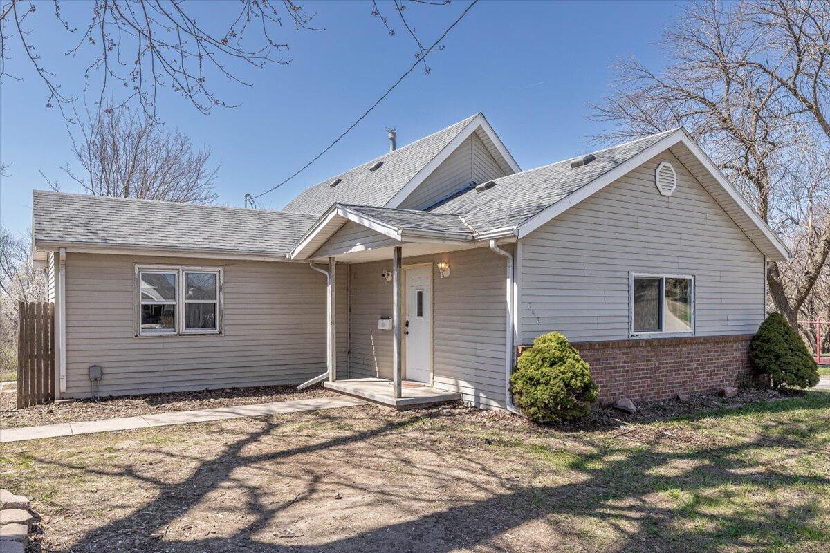 653 N 4th  Street  Missouri Valley IA 51555 photo