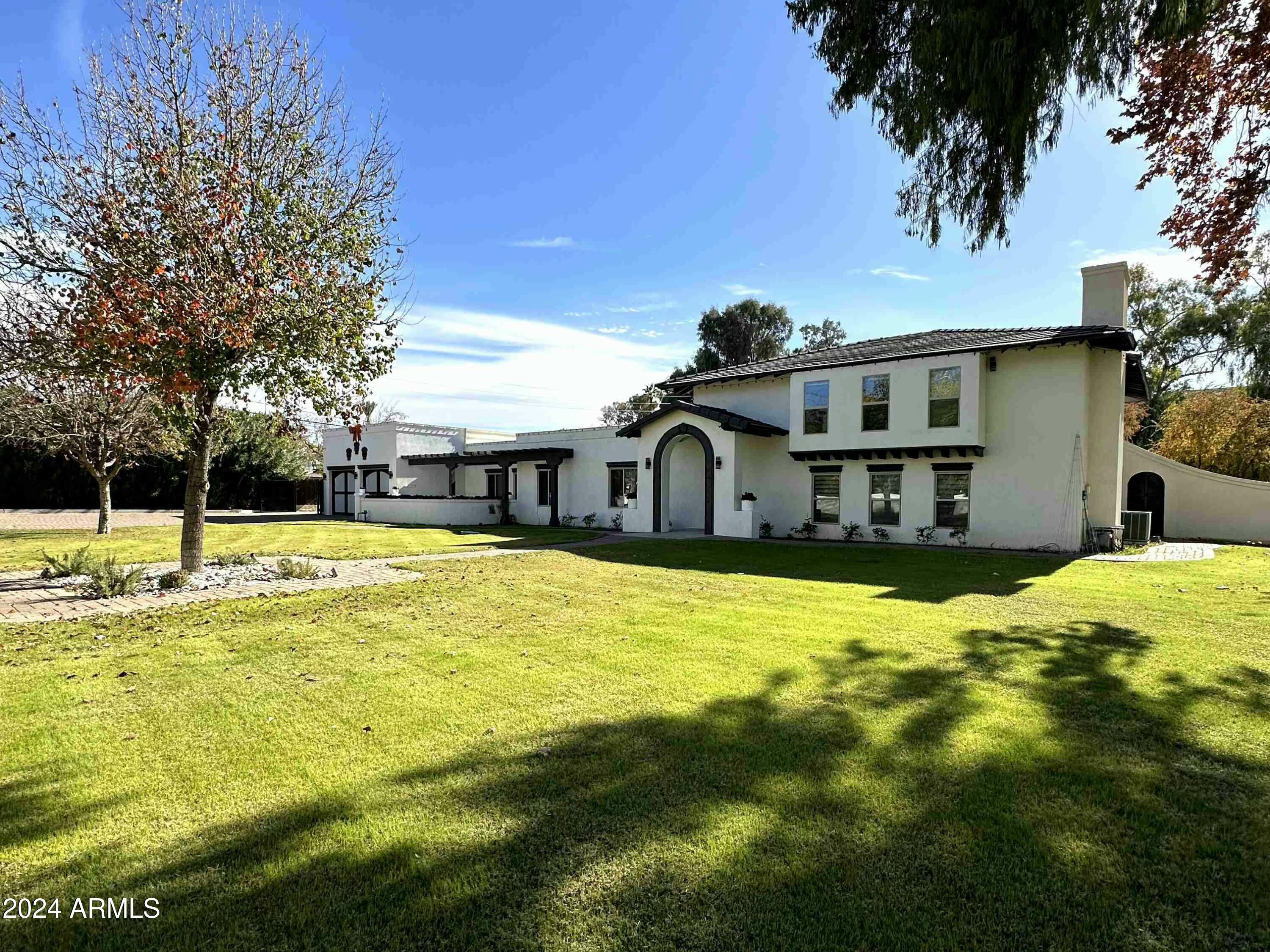 Property Photo: 2311 E Colter Street AZ 85016