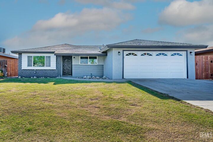 5909 Ream Way  Bakersfield CA 93307 photo