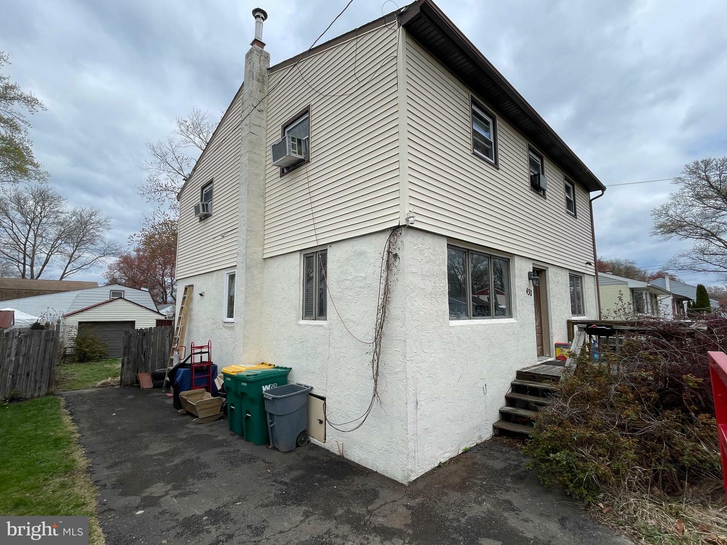 Property Photo: 430 Parkview Avenue PA 19047