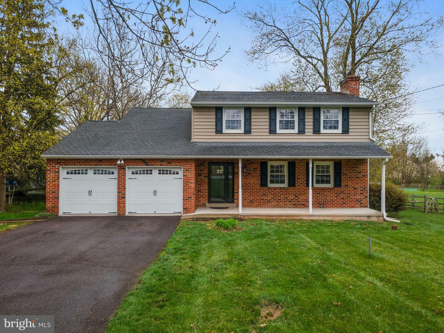Property Photo: 33 Derstine Road PA 19440
