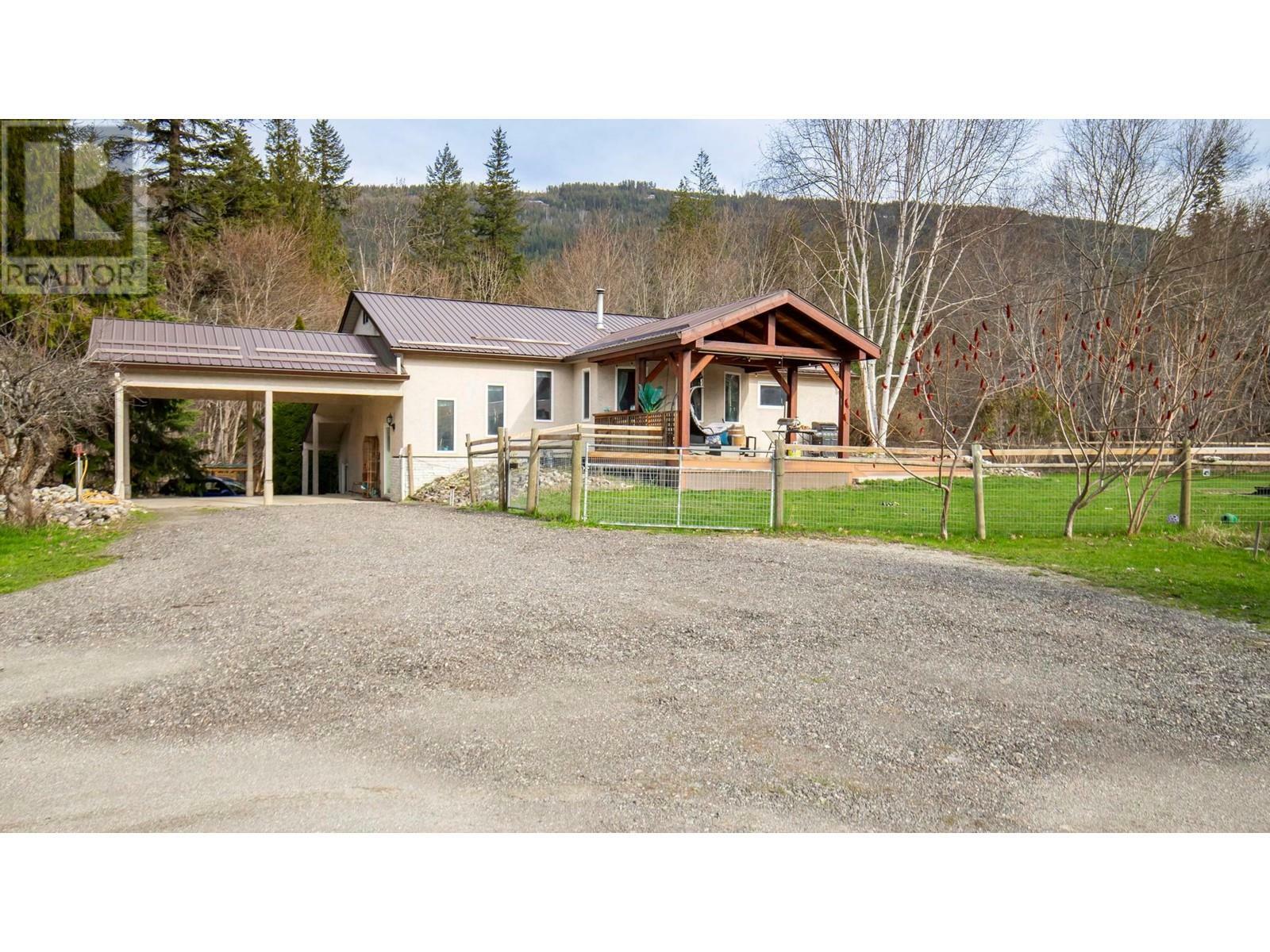 Property Photo: 5810 50 Street Northeast BC V0E 1K0
