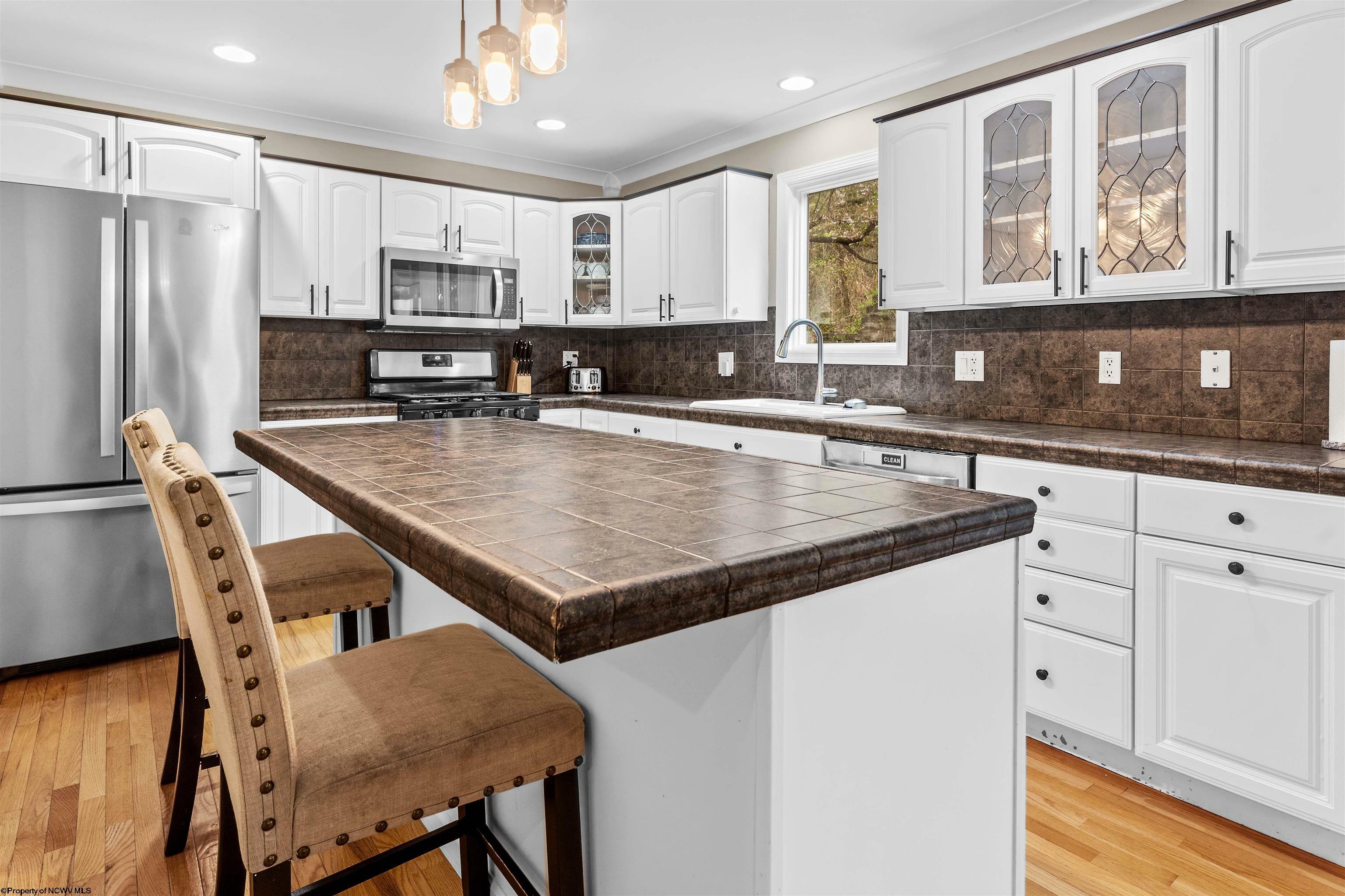 Property Photo: 215 Patriot Lane WV 26508