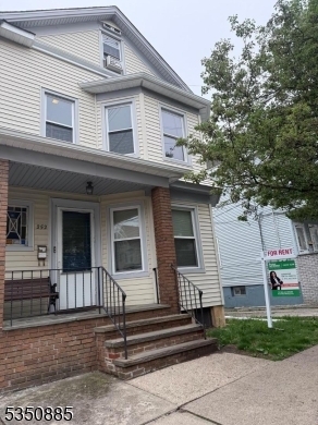 Property Photo: 252 N 7th St NJ 07508
