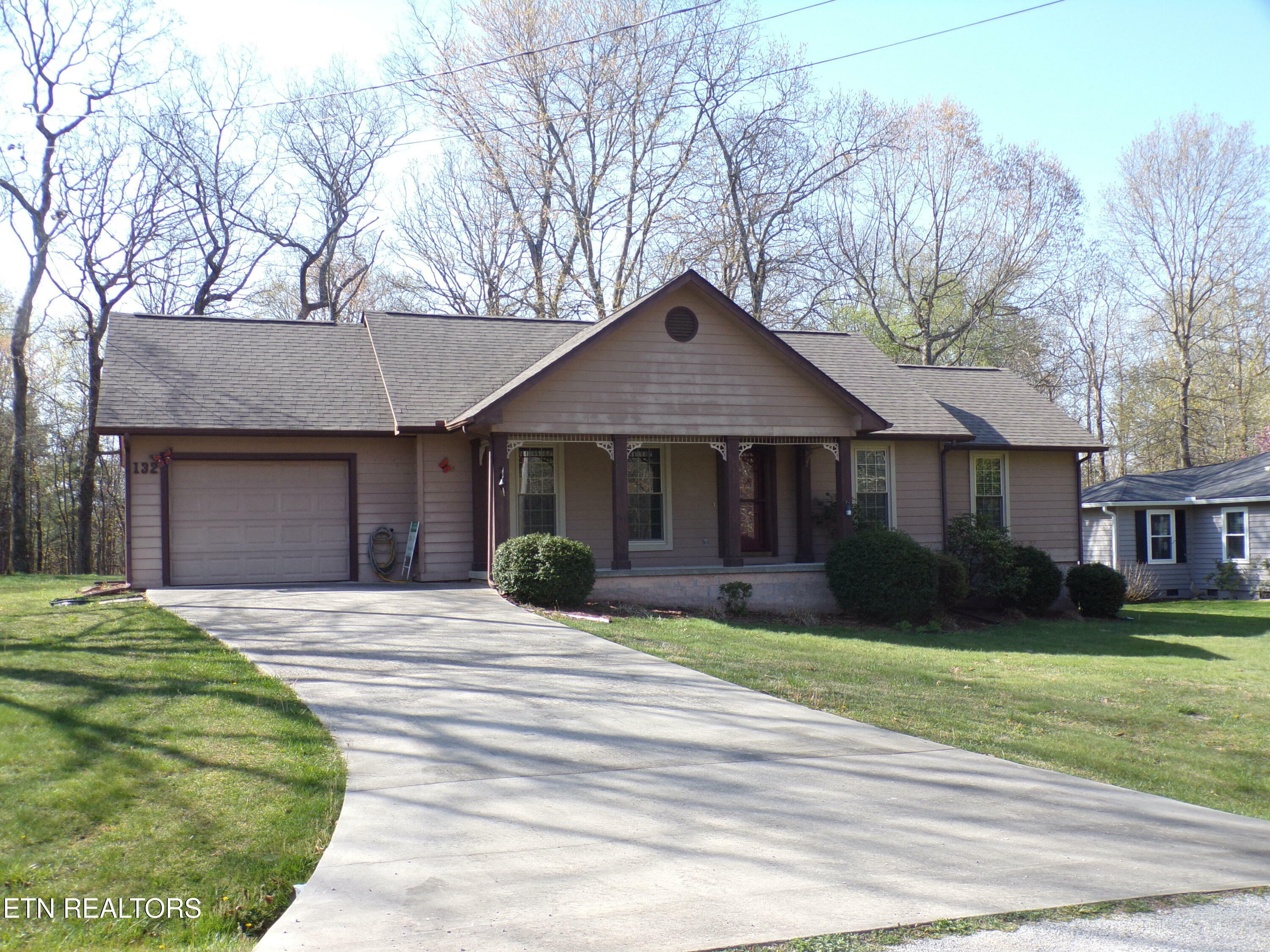 Property Photo: 132 Pomeroy Drive TN 38558