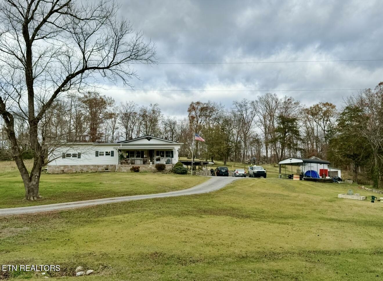 7717 Rosie Lane Lane  Strawberry Plains TN 37871 photo