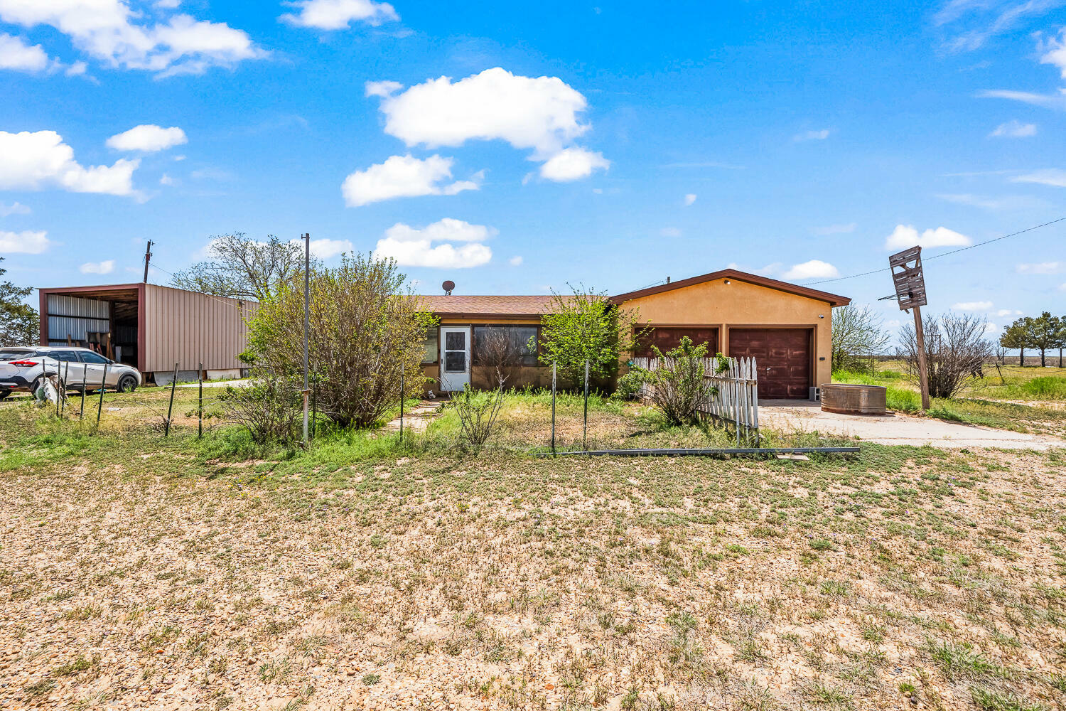 Property Photo: 905 County Road 7900 TX 79423