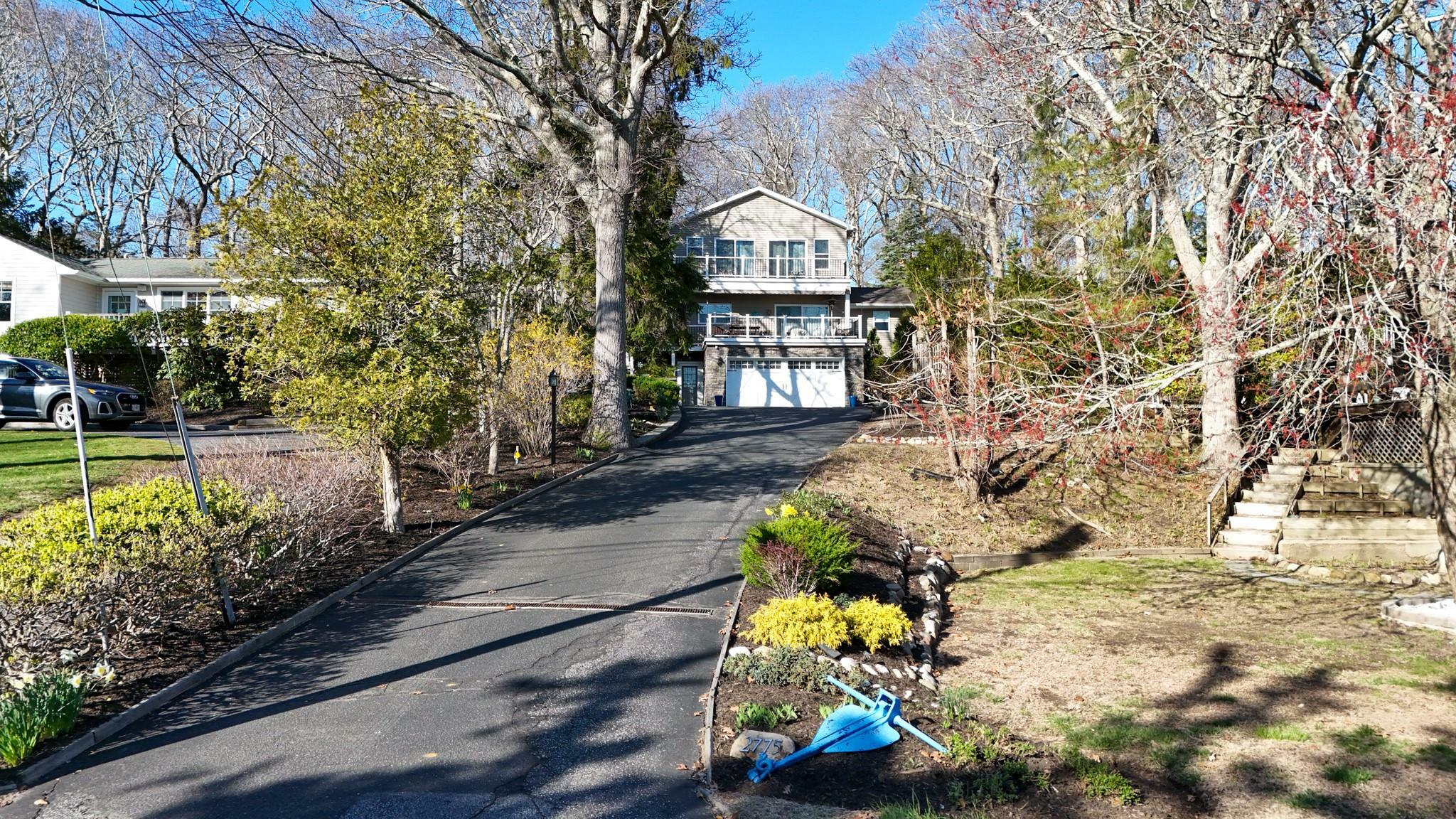 Property Photo: 2775 W Creek Avenue NY 11935