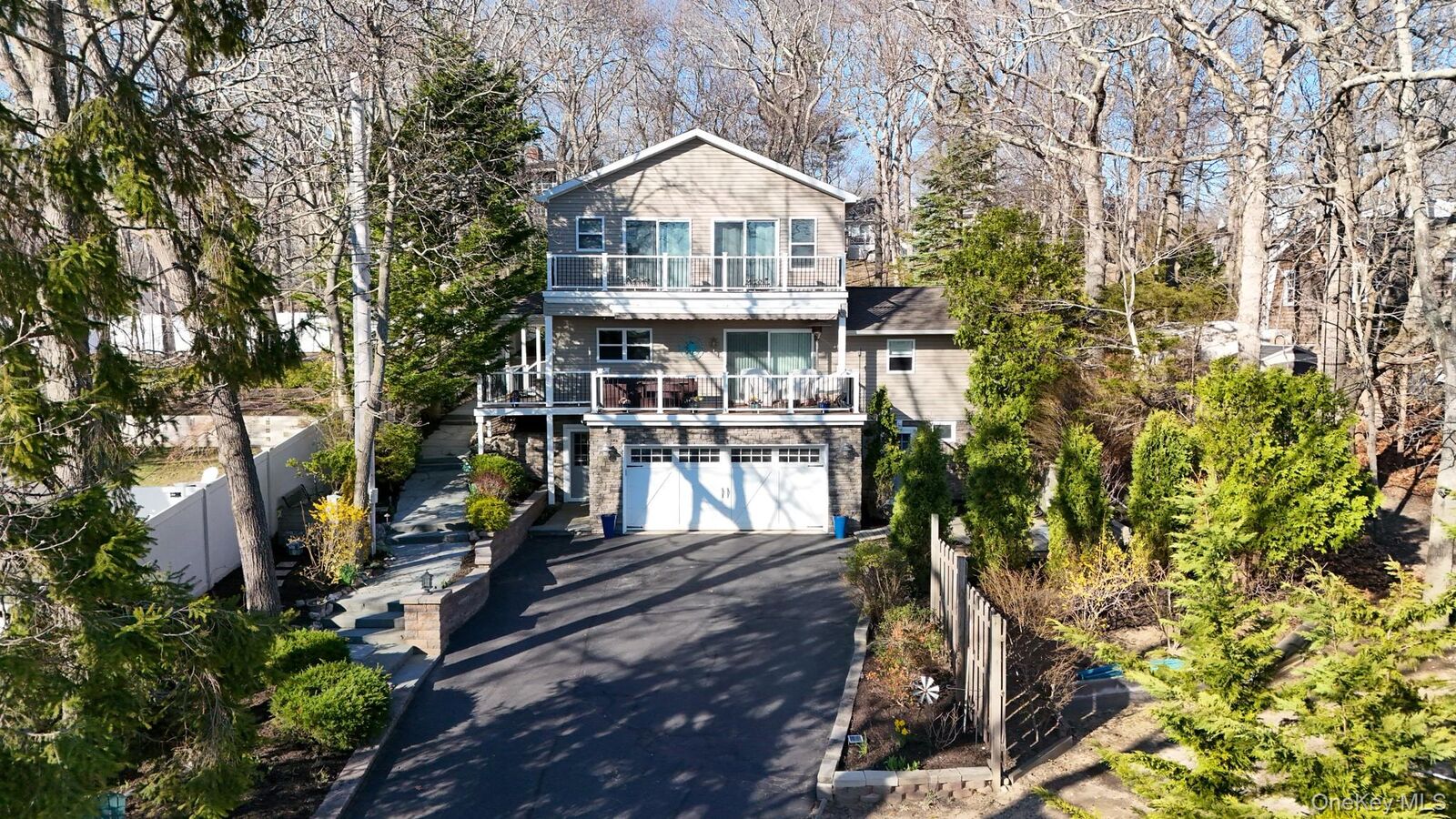 Property Photo: 2775 W Creek Avenue NY 11935