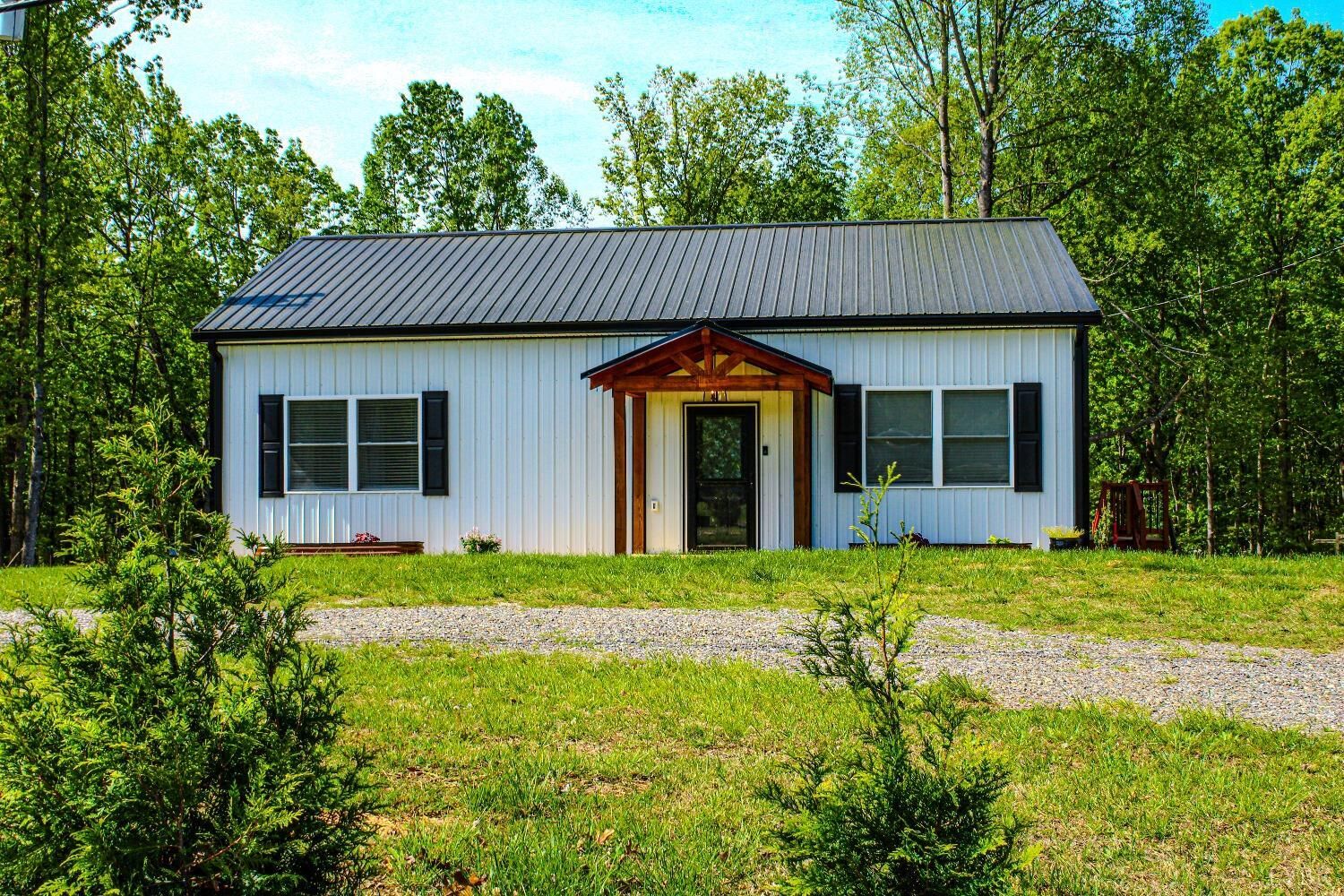 Property Photo: 12884 Richmond Hwy VA 24522