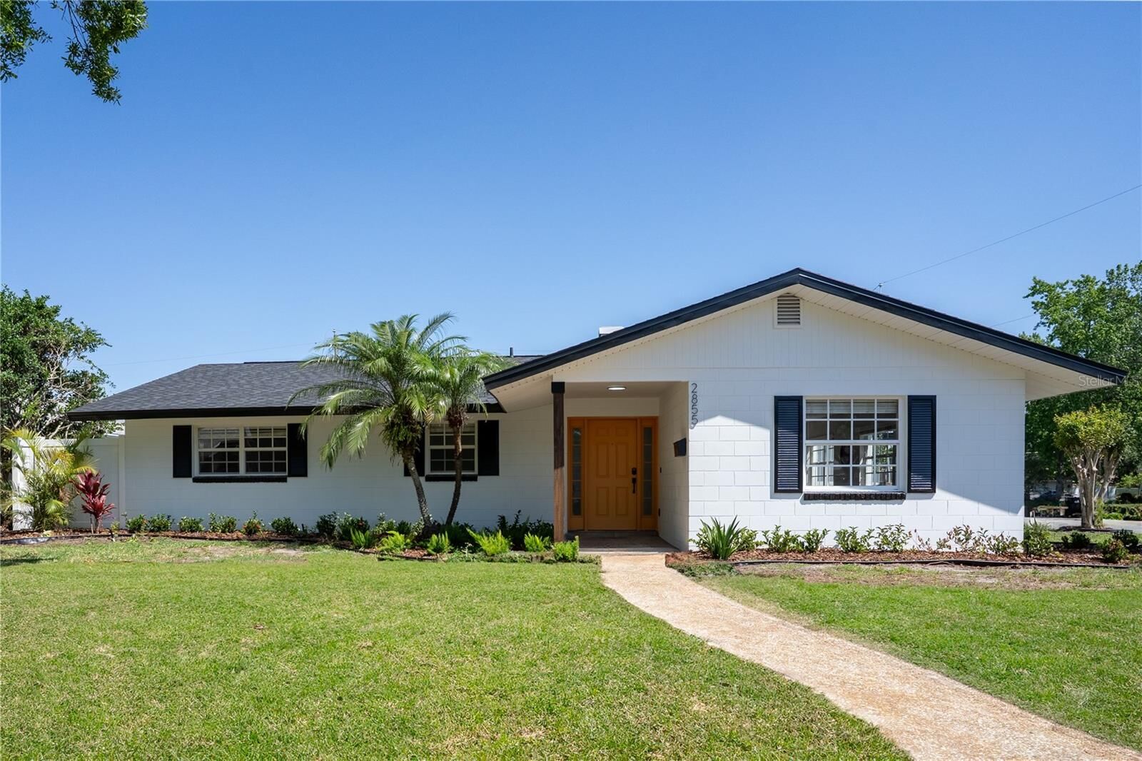 Property Photo: 2855 Lion Heart Road FL 32792