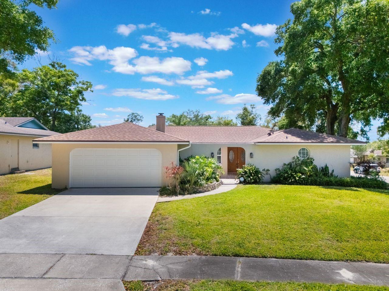 Property Photo: 580 S Indigo Road FL 32714