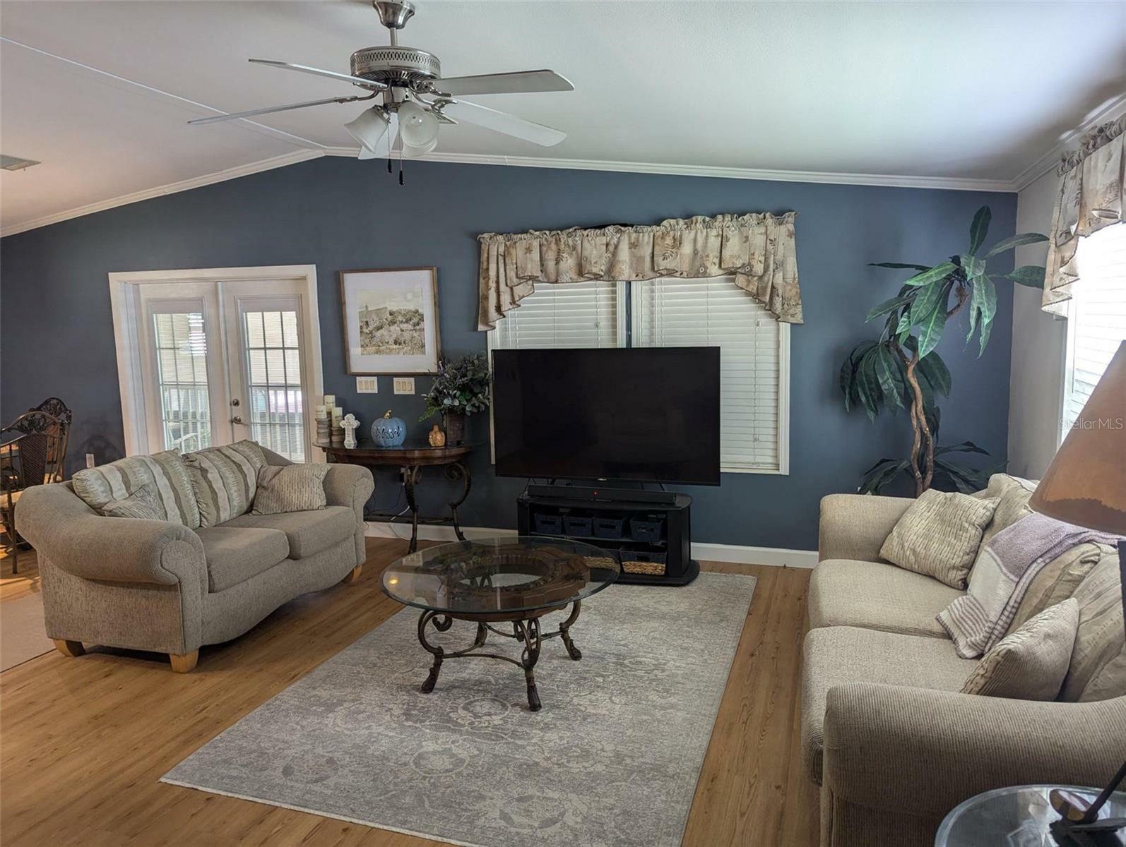 Property Photo: 2100 Kings Hwy 341 FL 33980