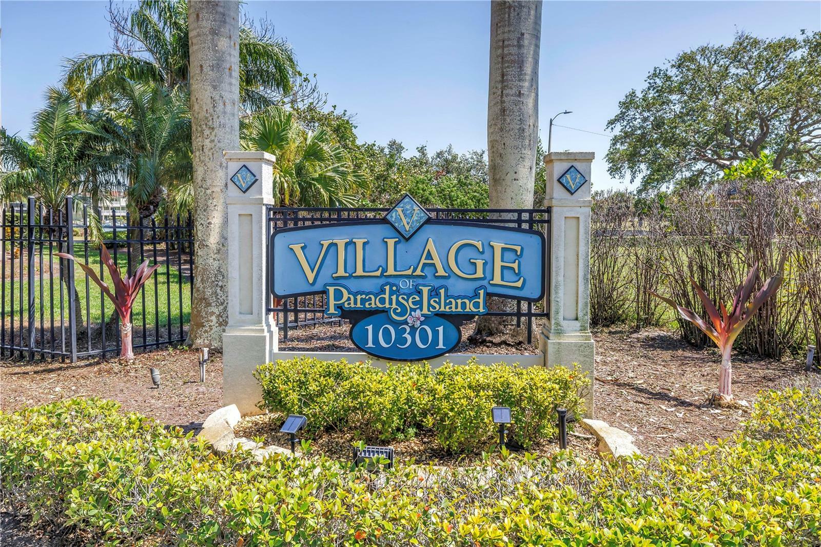 Property Photo: 472 Sandy Hook Road FL 33706