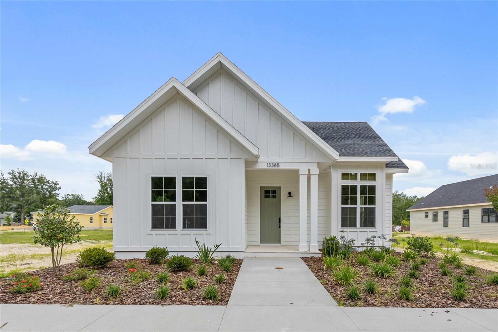 Property Photo:  13385 SW 9th Road  FL 32669 