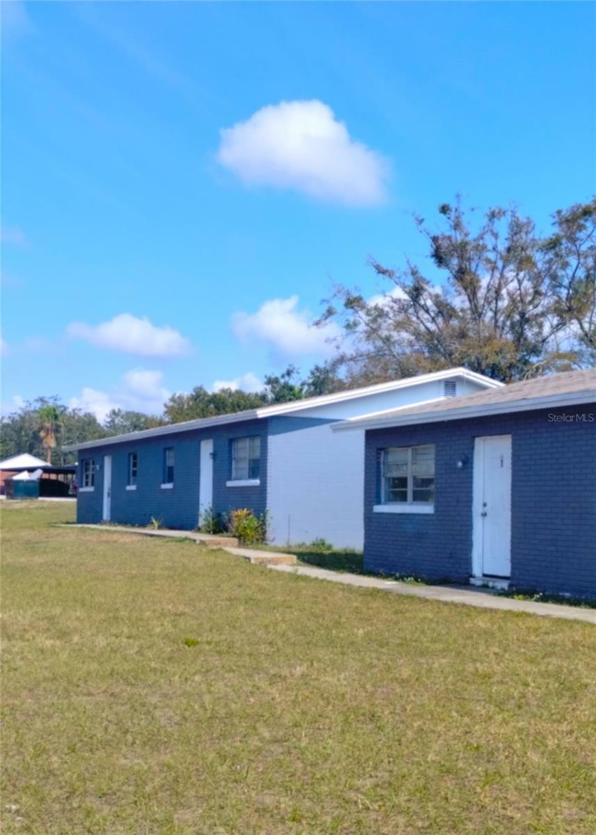 Property Photo:  325 W Pierce Street 1  FL 33850 