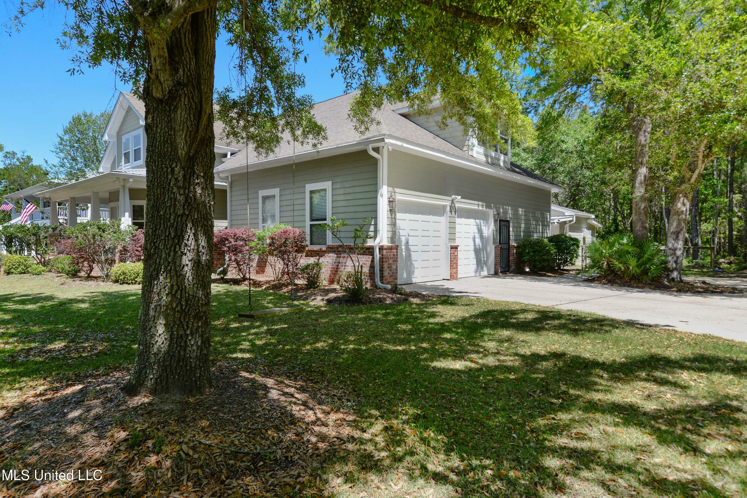 Property Photo: 3100 Eagle Point Road MS 39564