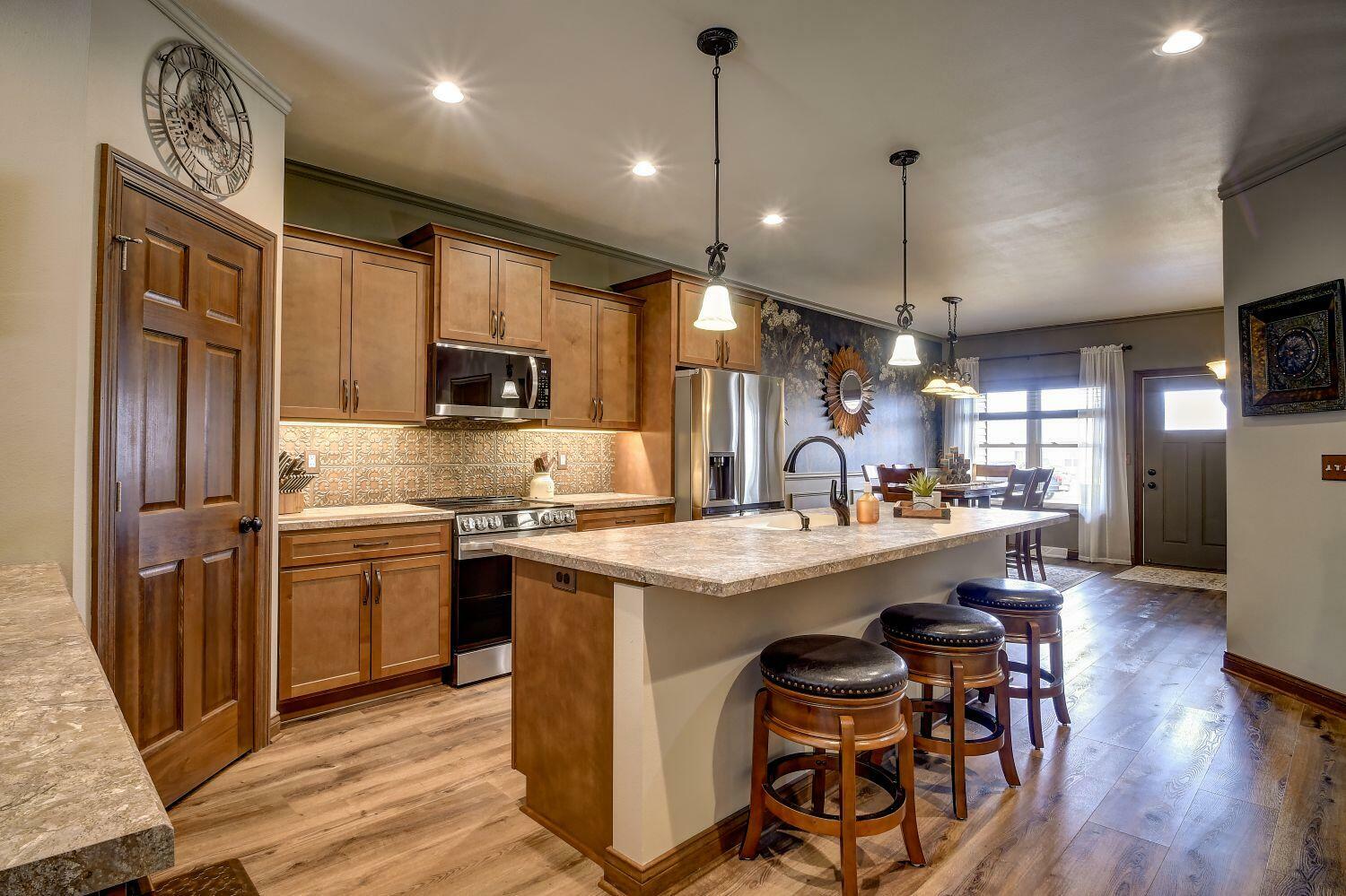 Property Photo: 1787 Edgewood Rd 9 WI 53040