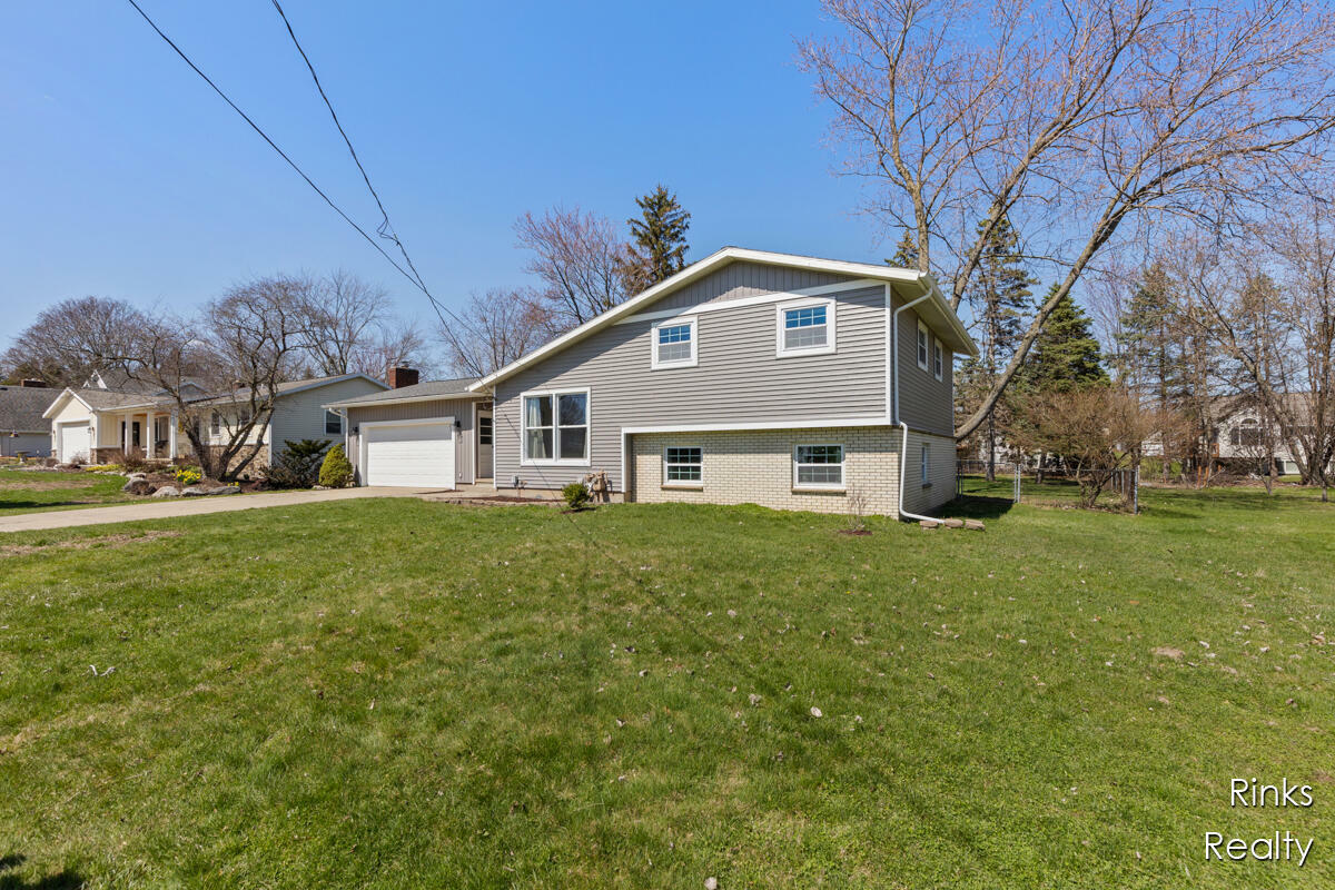 Property Photo: 1137 Gezon Parkway SW MI 49509
