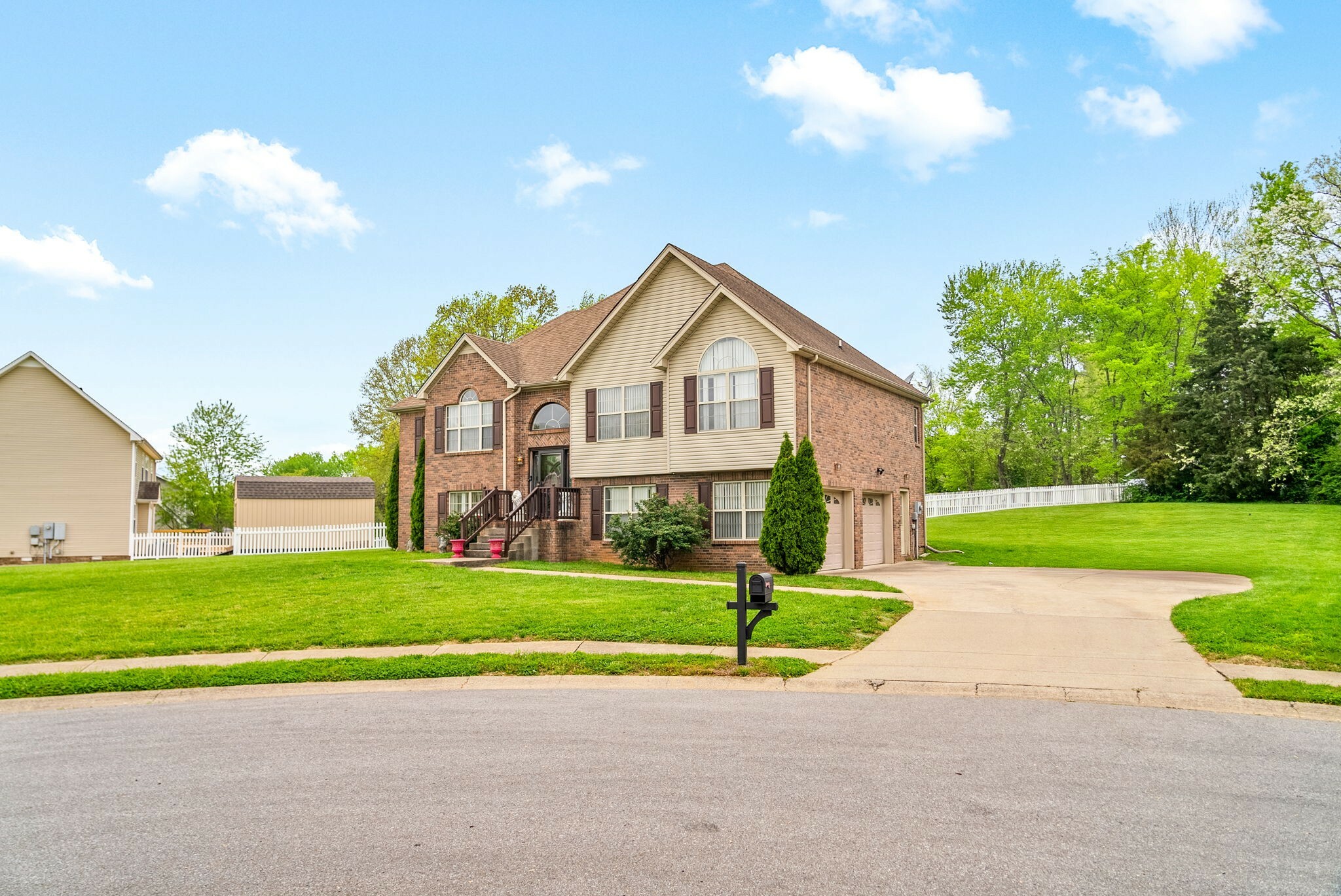 3100 Shadow Bluff Ct  Clarksville TN 37040 photo