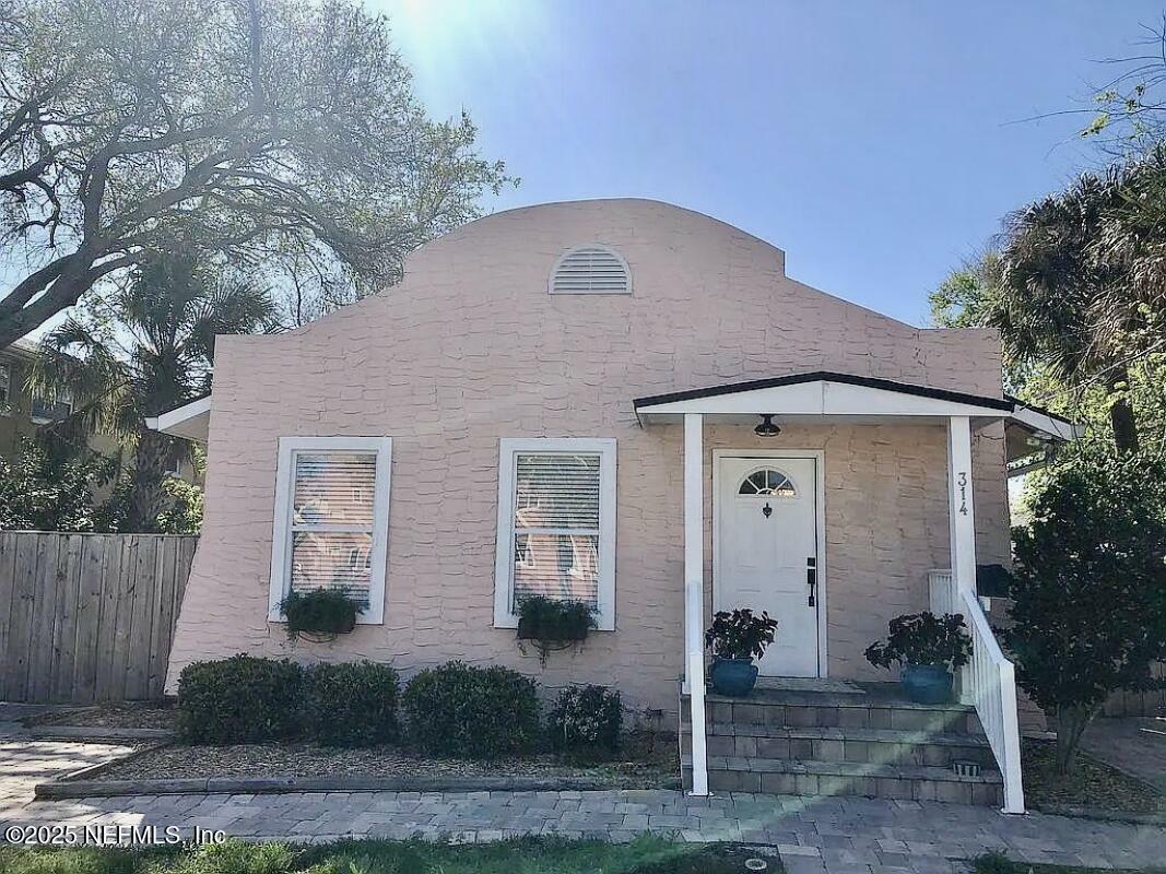 314 6th Street N  Jacksonville Beach FL 32250 photo