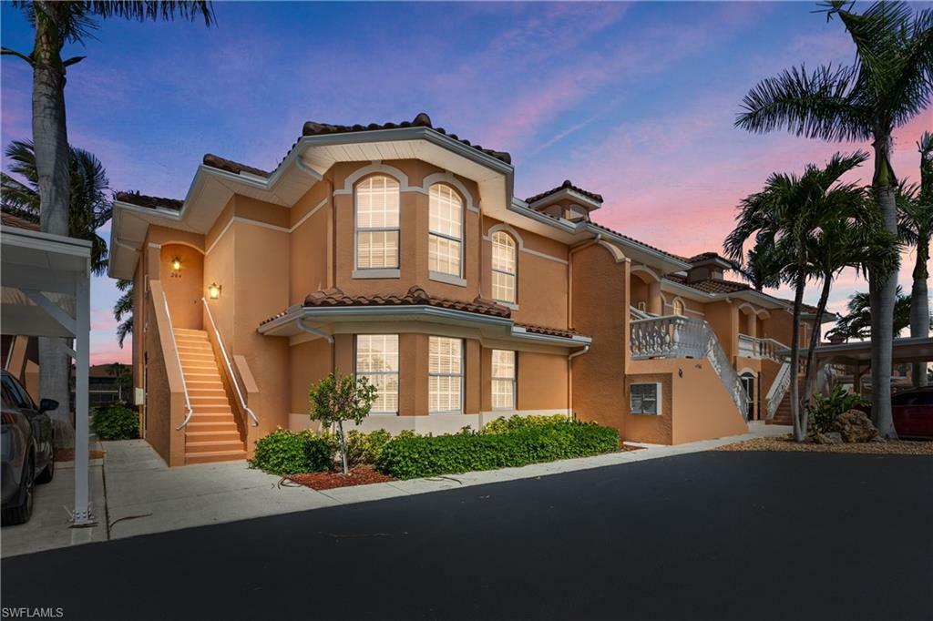 Property Photo: 4566 SE 5th Pl 104 FL 33904