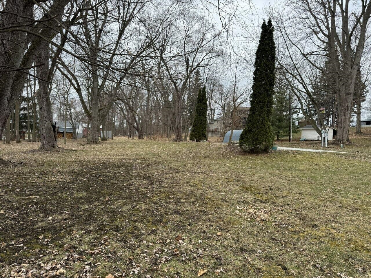 Property Photo: 49 Hathaway Inn Drive VT 05478