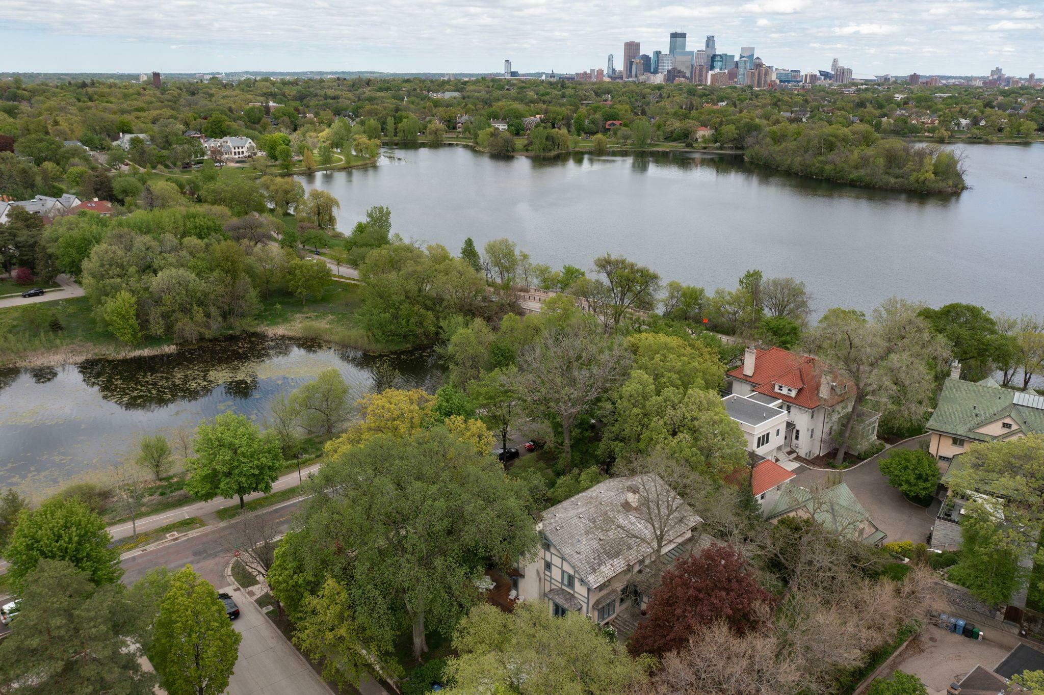 2617 Dean Parkway  Minneapolis MN 55416 photo
